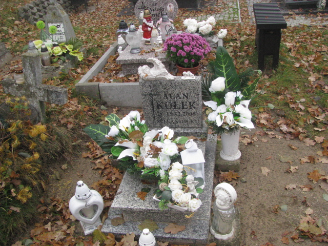 Grób Alan Kołek