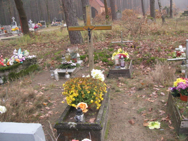  NN Otyń - Grobonet - Wyszukiwarka osób pochowanych